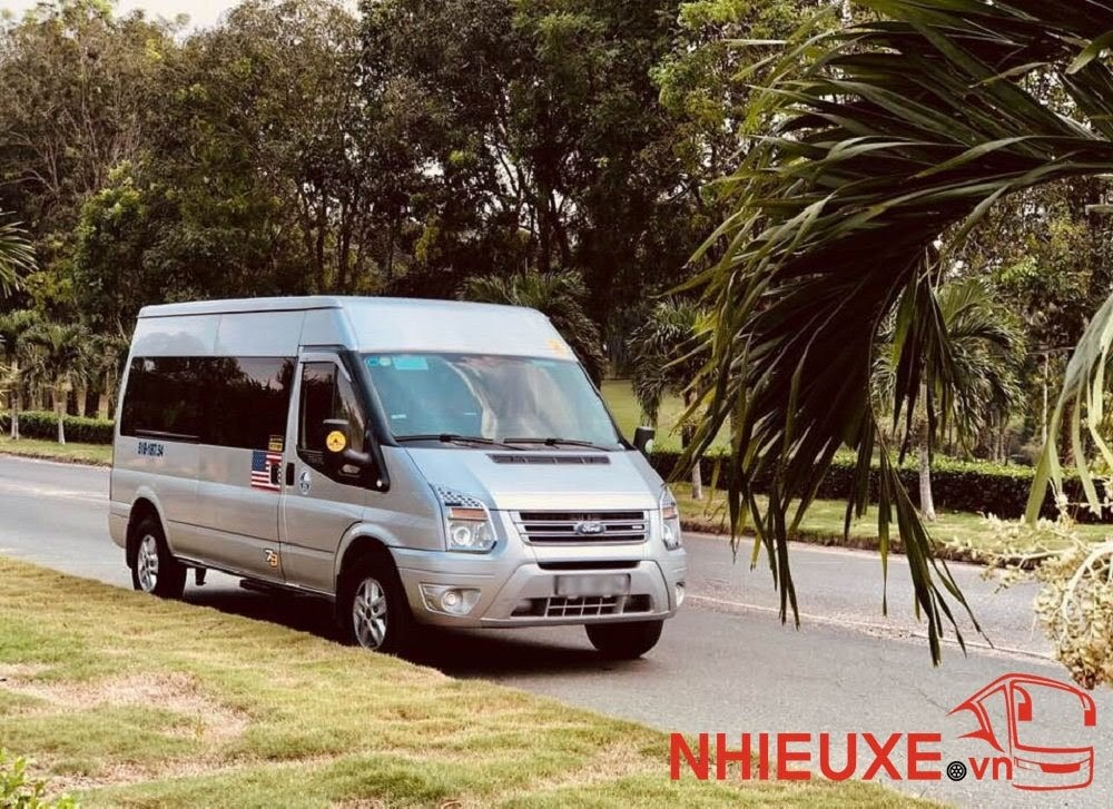 Cho thuê xe du lịch 16 chỗ tại Cai Lậy